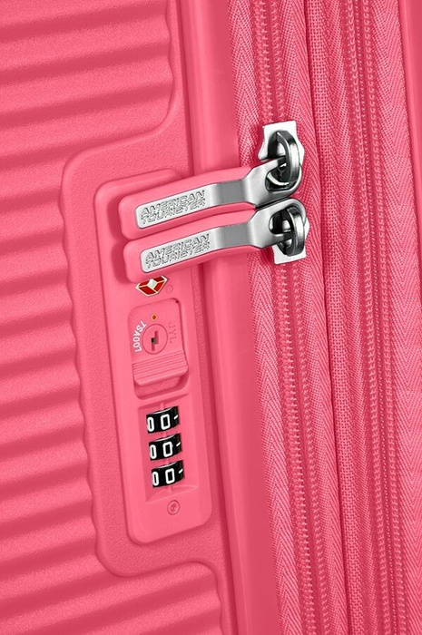 Walizka American Tourister Soundbox 67 cm powiększana różowa, zdjęcie 5